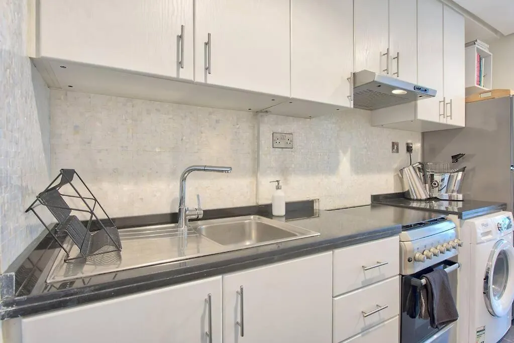 Super Chic Golf Apartment Dubaj