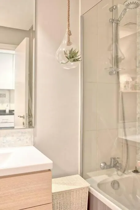 Super Chic Golf Apartment Dubai 0*,