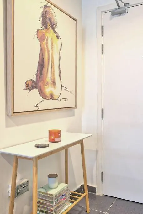 Super Chic Golf Apartment Dubai 0*,  United Arab Emirates