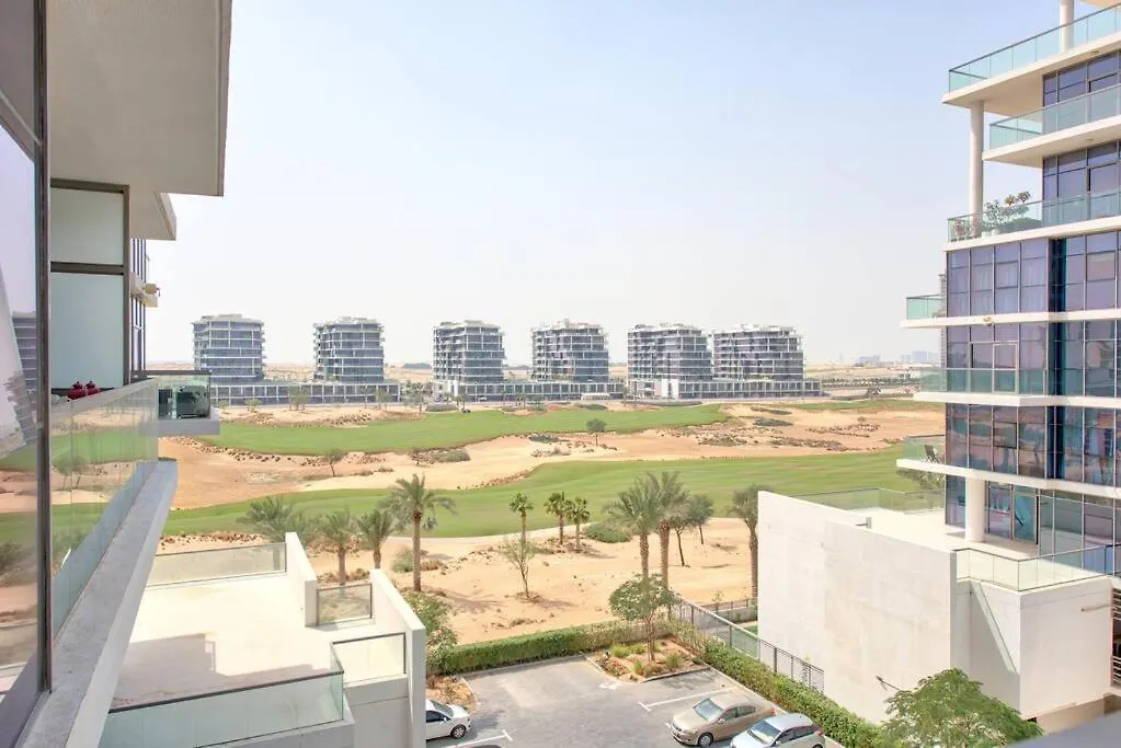 Super Chic Golf Apartment Dubai 0*,