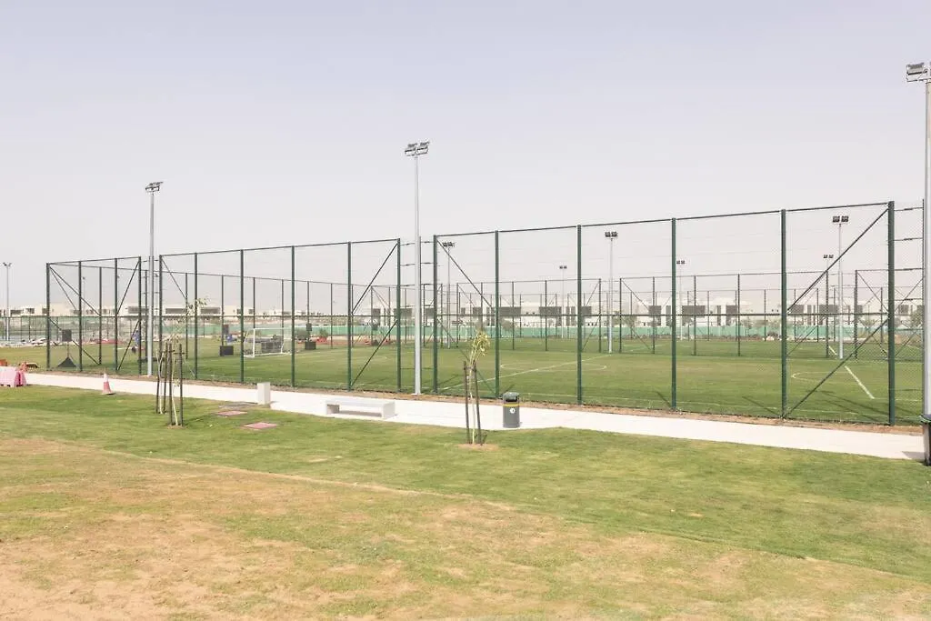 Super Chic Golf Apartment Dubai