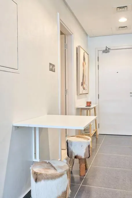 Super Chic Golf Apartment Dubai 0*,